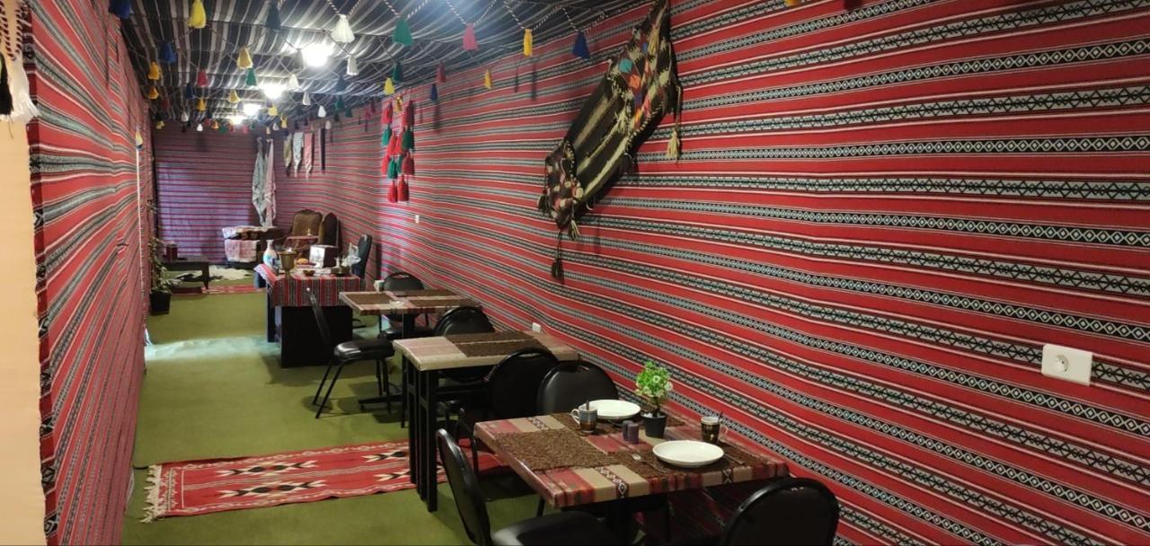 Majido Hotel Вади Муса Екстериор снимка