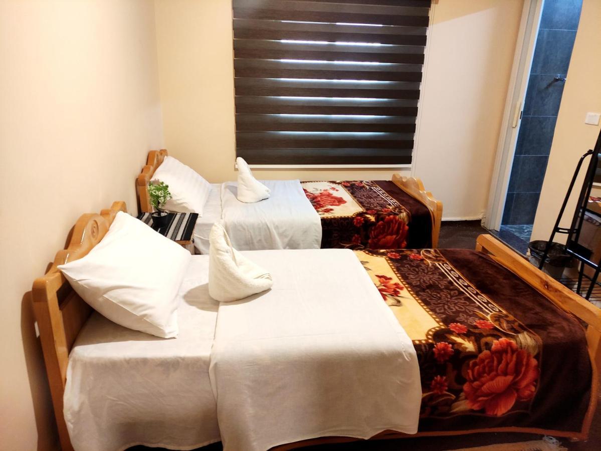 Majido Hotel Вади Муса Екстериор снимка