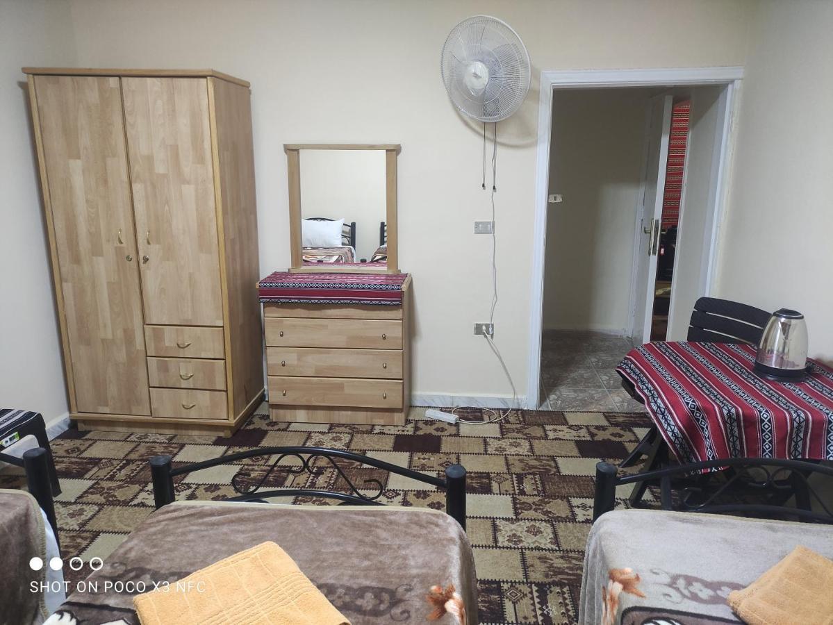 Majido Hotel Вади Муса Екстериор снимка