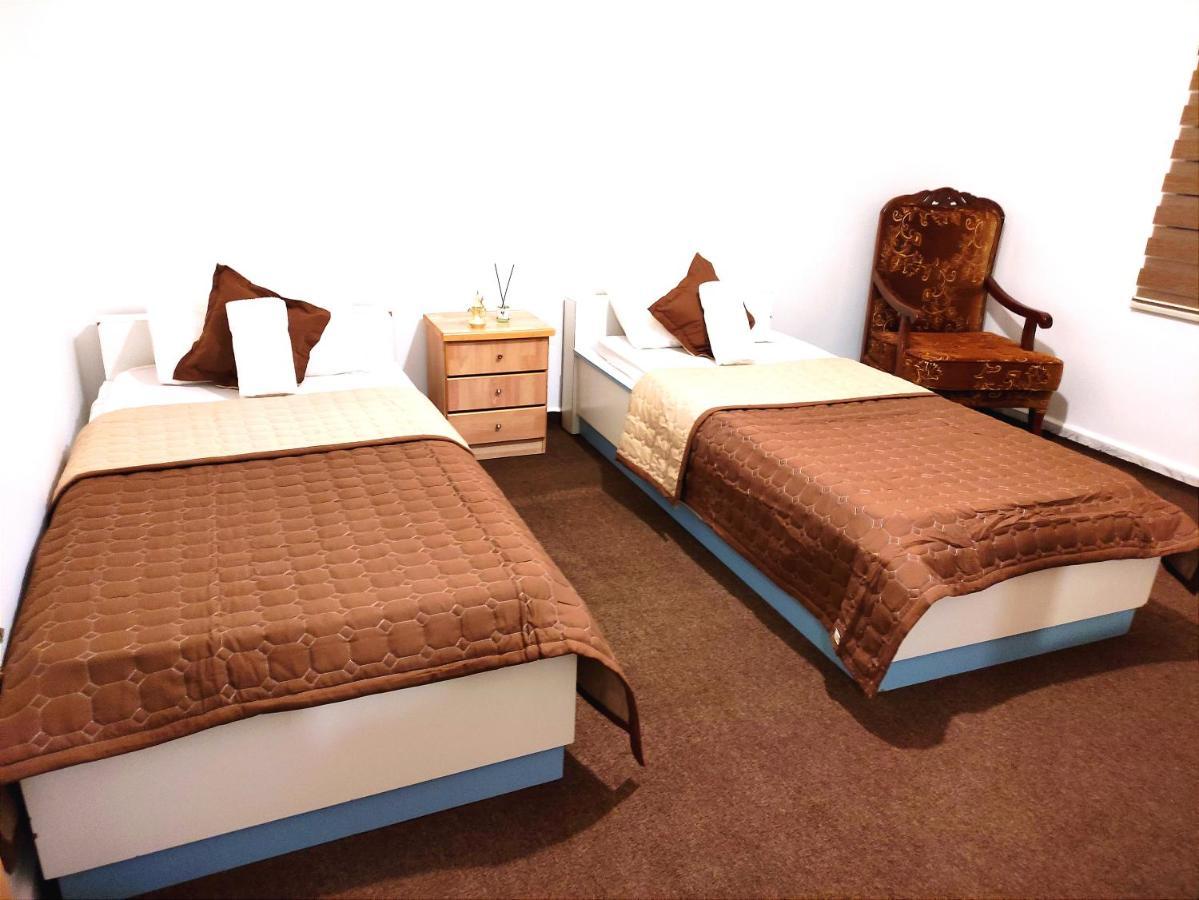 Majido Hotel Вади Муса Екстериор снимка